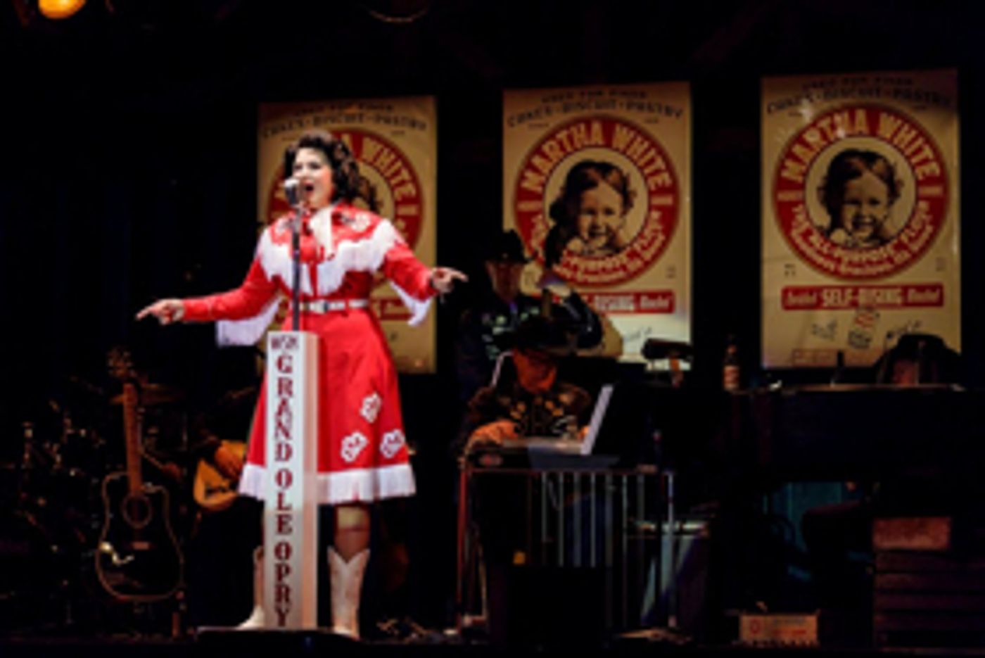 Review: ALWAYS…PATSY CLINE Shines at The Merry – Go – Round Playhouse  Image