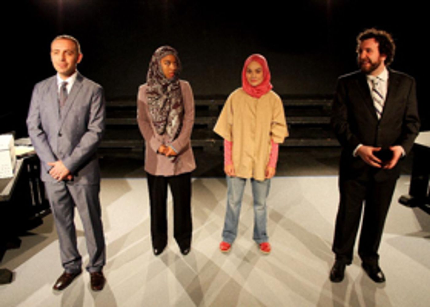 Review: Powerful, Thought-provoking FACELESS at Zeitgeist Stage Company  Image