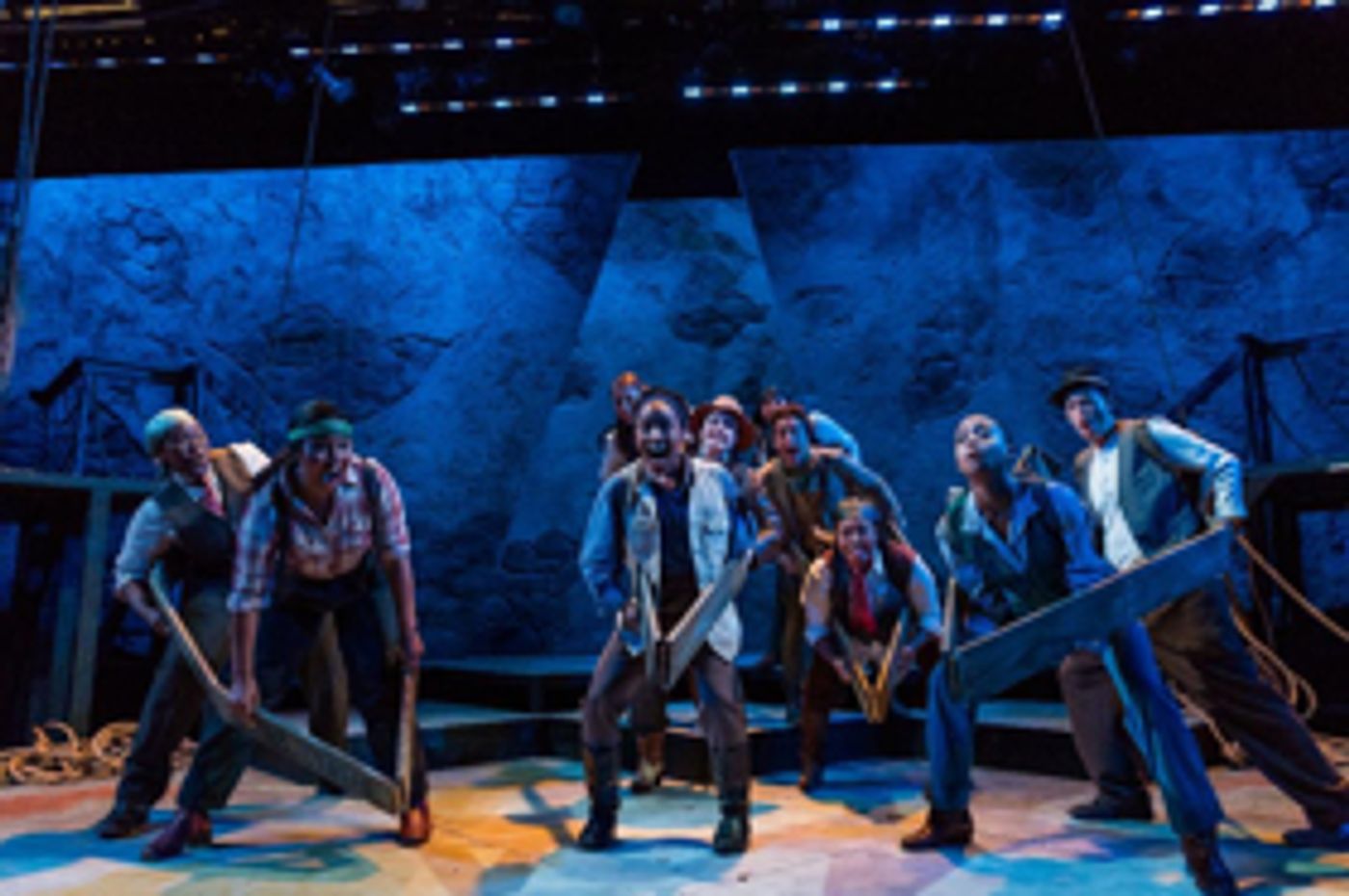 Review: Boston Premiere MEN ON BOATS  Image