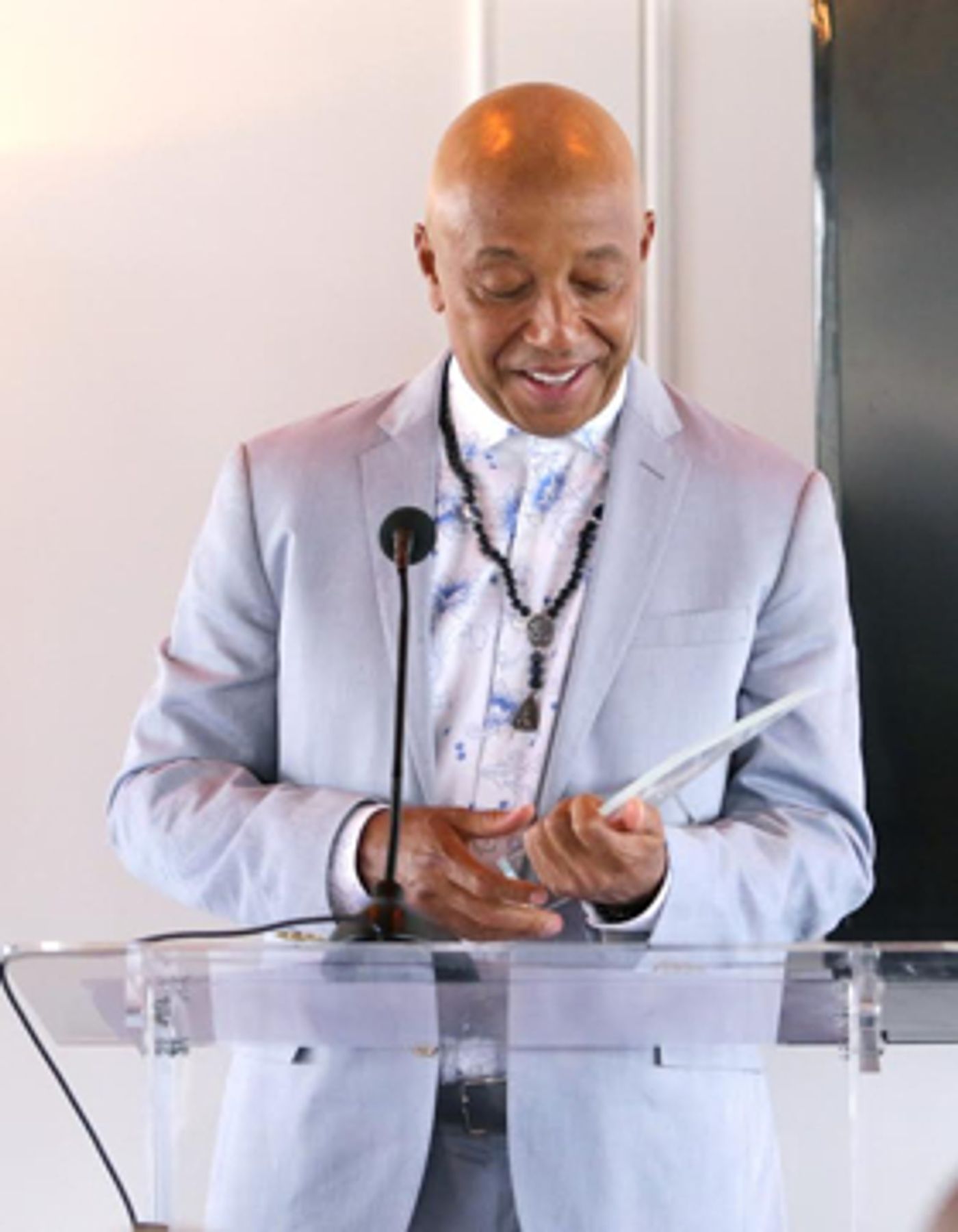 Photos: Russell Simmons Receives Culture Creators Icon Award Photos: Russell Simmons Receives Culture Creators Icon Award Image