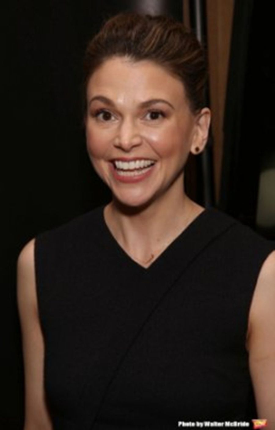 DVR Alert - Sutton Foster, Michael Moore Stop by LATE SHOW on CBS Tonight  Image