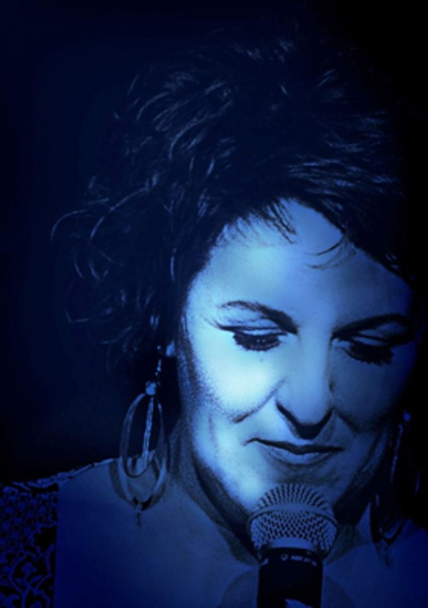 Review: Queenie van de Zandt brings BLUE: THE SONGS OF JONI MITCHELL to Hayes Theatre  Image