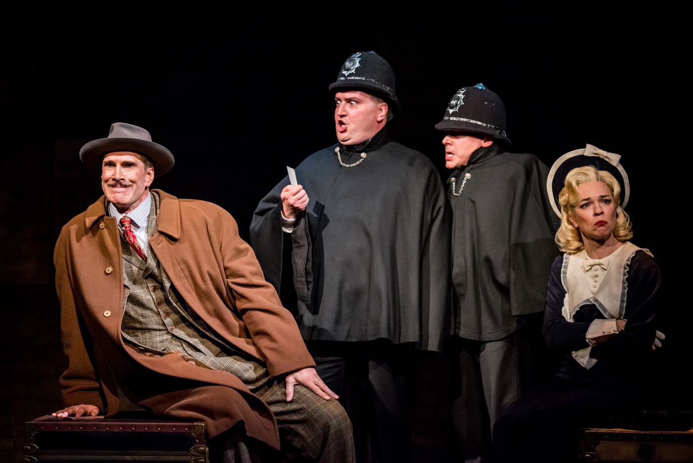 Review: Summer Audiences Can Chill Out  With Hitchcock's THE 39 STEPS at the Alley Theatre  Image