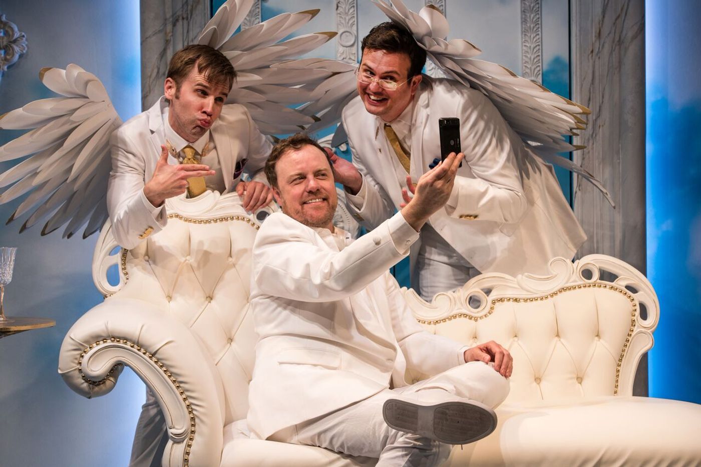 Review: AN ACT OF GOD at Signature Theatre  Image