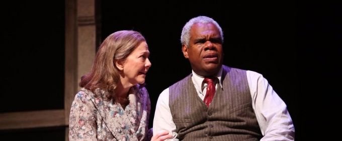 BWW Review: Ford's Theatre's Gripping and Raw DEATH OF A SALESMAN Photos
