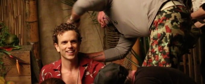 VIDEO: ESCAPE TO MARGARITAVILLE's Paul Alexander Nolan Poses for Vanity Fair! Video