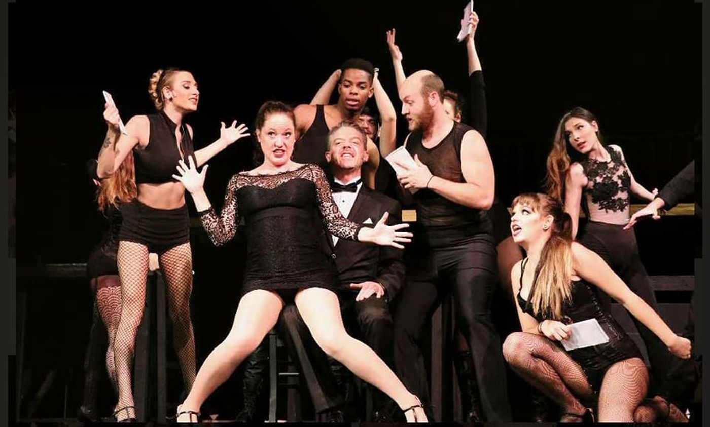 Review: CHICAGO at Apollo Civic Theatre Review: CHICAGO at Apollo Civic Theatre Image