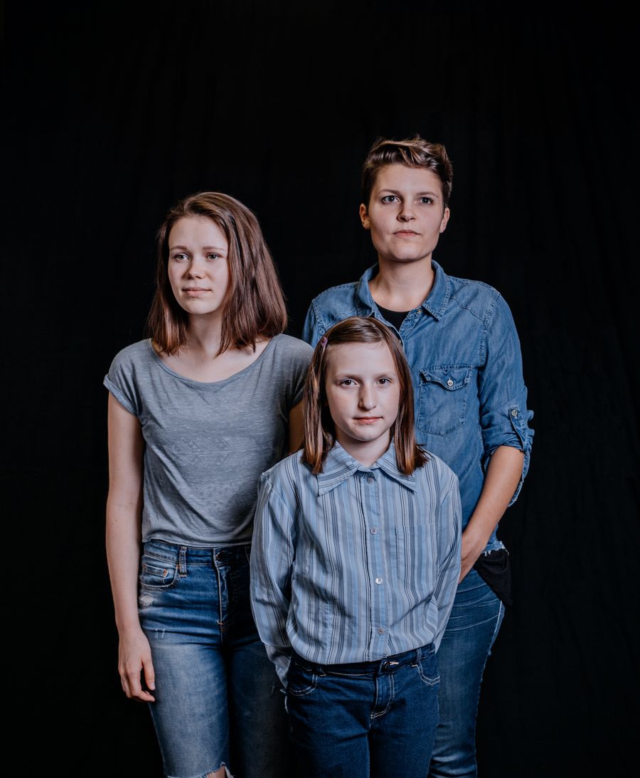 Regional Roundup: Top New Features This Week Around Our BroadwayWorld 10/13 - ONCE, FUN HOME, FROM HERE TO ETERNITY and More! Image