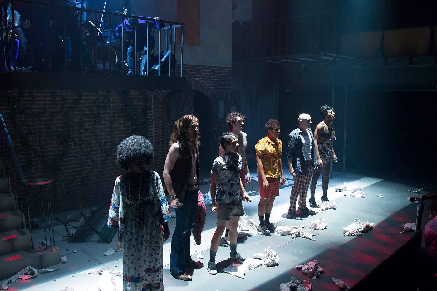 Review: HIT THE WALL at WaterTower Theatre  Image