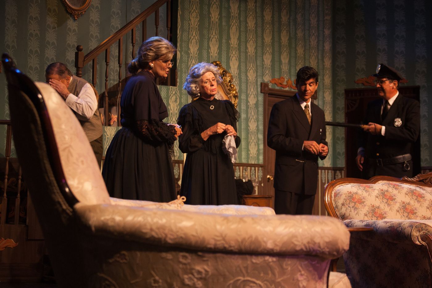 Review: ARSENIC AND OLD LACE at The Players Centre For The Performing Arts  Image