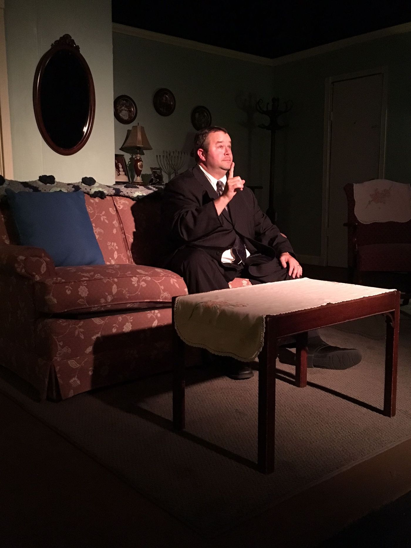 Review: LAST OF THE RED HOT LOVERS at Little Theatre Of Mechanicsburg  Image