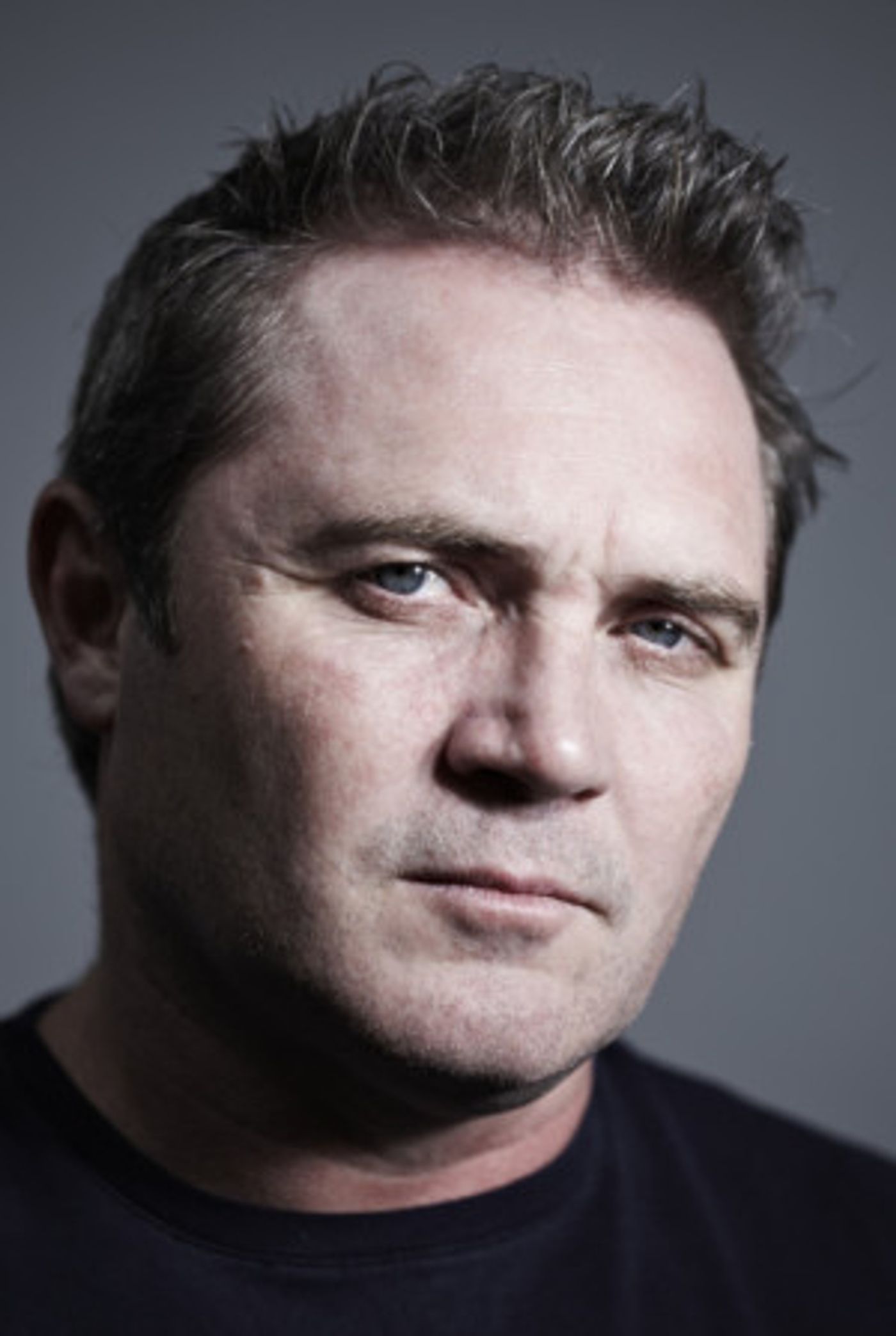 Alex Ferns and David Schaal to Star in the World Premiere of RABBITS at Park Theatre  Image