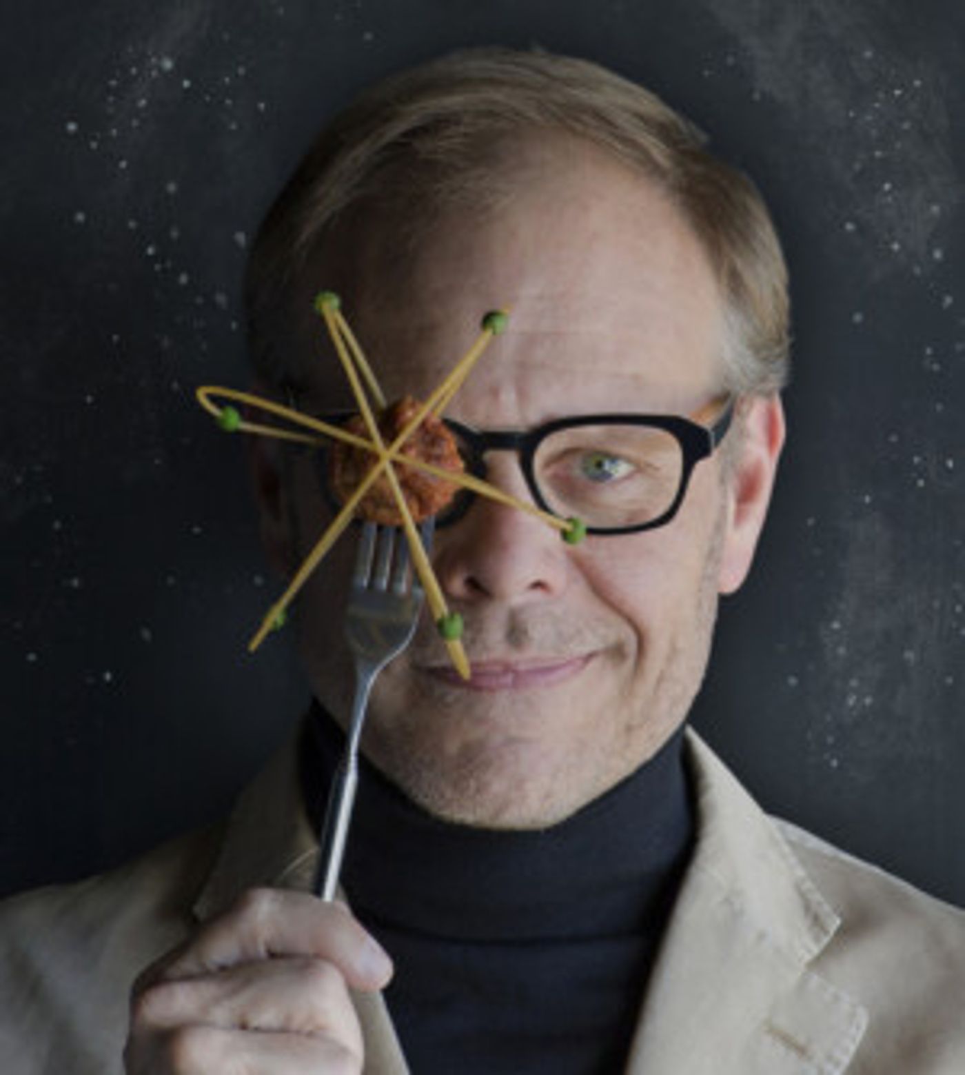 Alton Brown Crowdsources Recommendations for Top Columbus Eateries During Palace Theatre Stop  Image