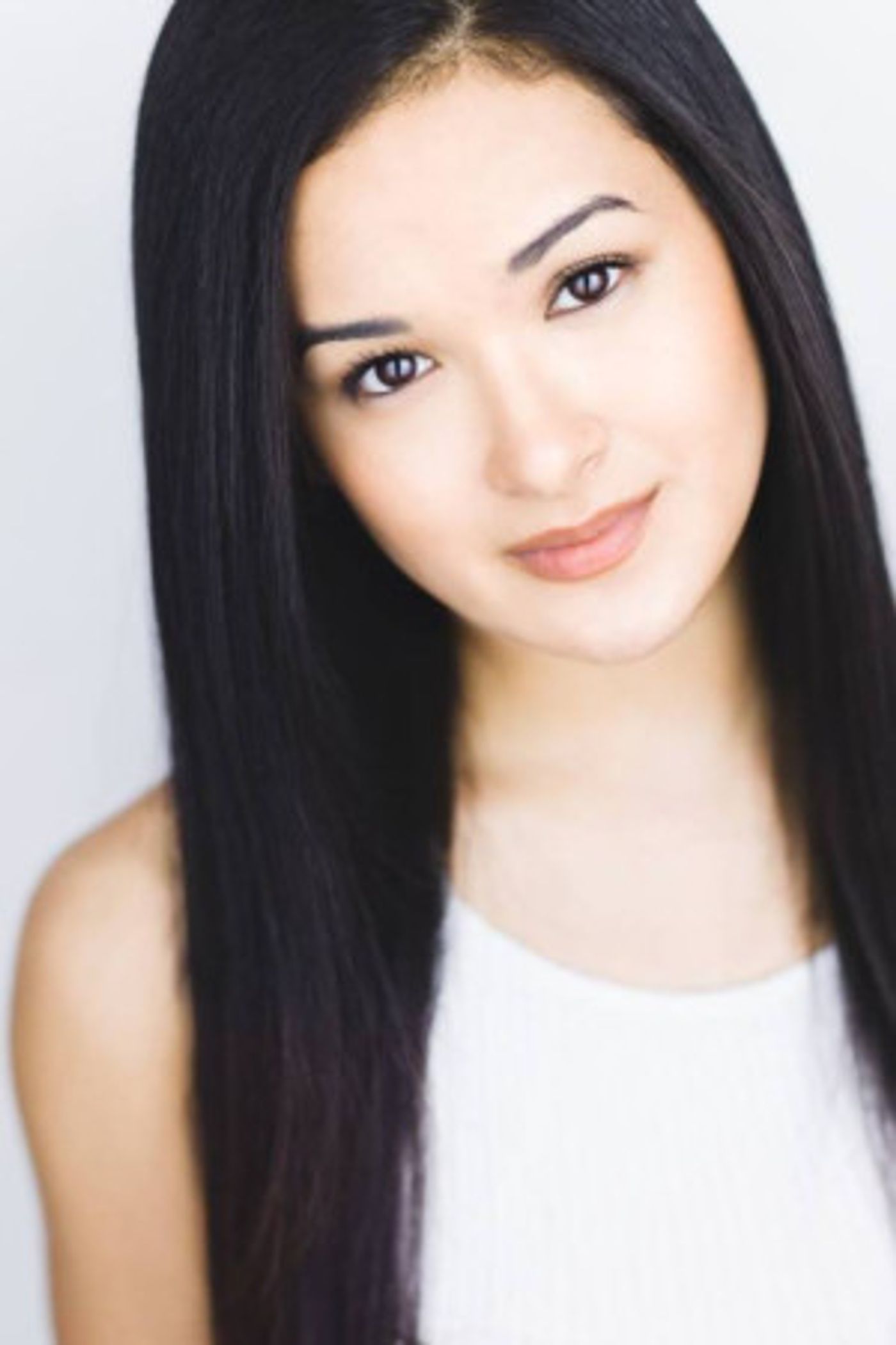 Julia Abueva, Peter Cormican Join 10th MADAME MATHIEU'S SOIREE at The Duplex  Image