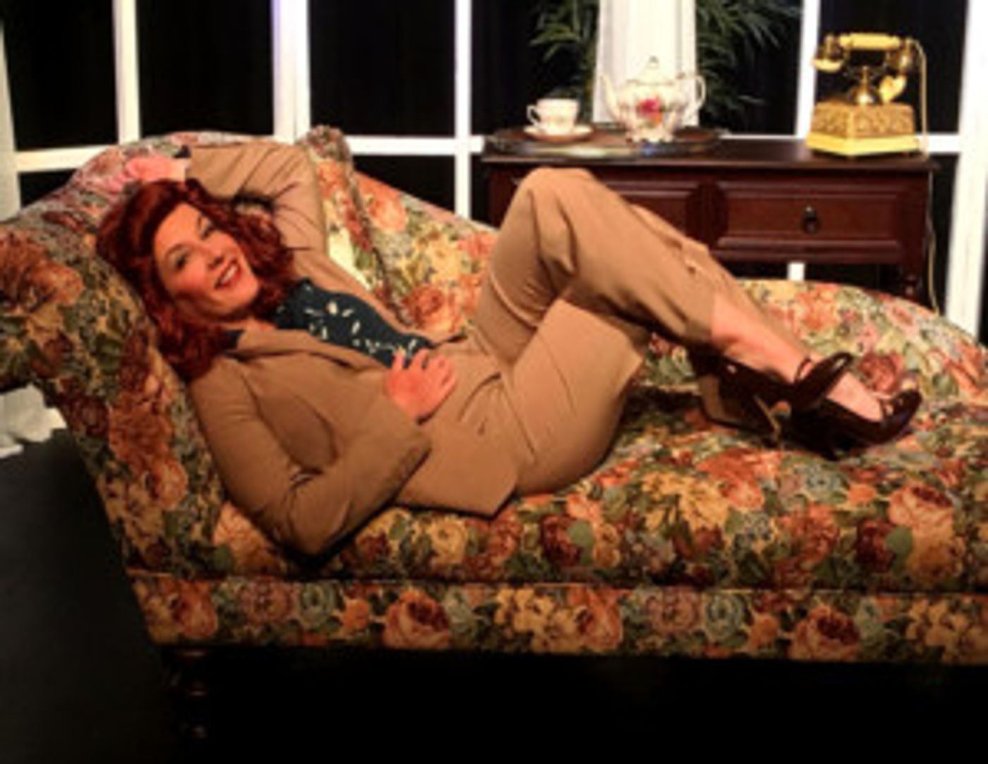 Connecticut Cabaret Theatre Presents TEA AT FIVE  Image