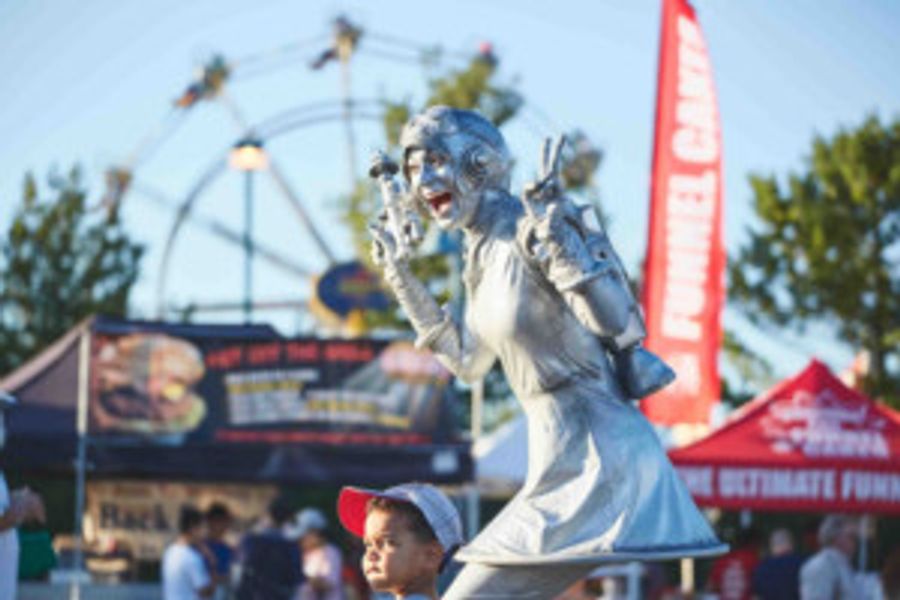 BuskerFest Performer Lineup Announced! Back at the Beach Labour Day Weekend! Image