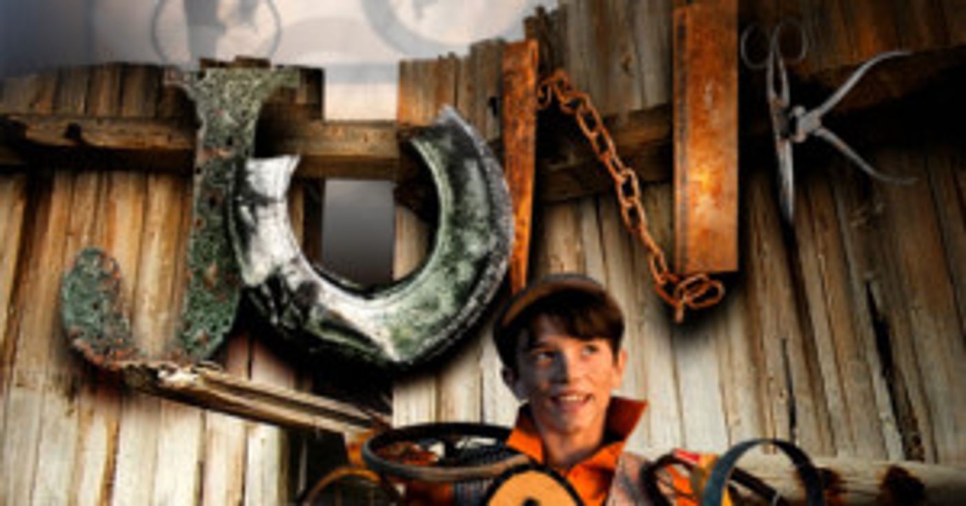 Arts Centre Melbourne Presents the Flying Fruit Fly Circus' JUNK Image