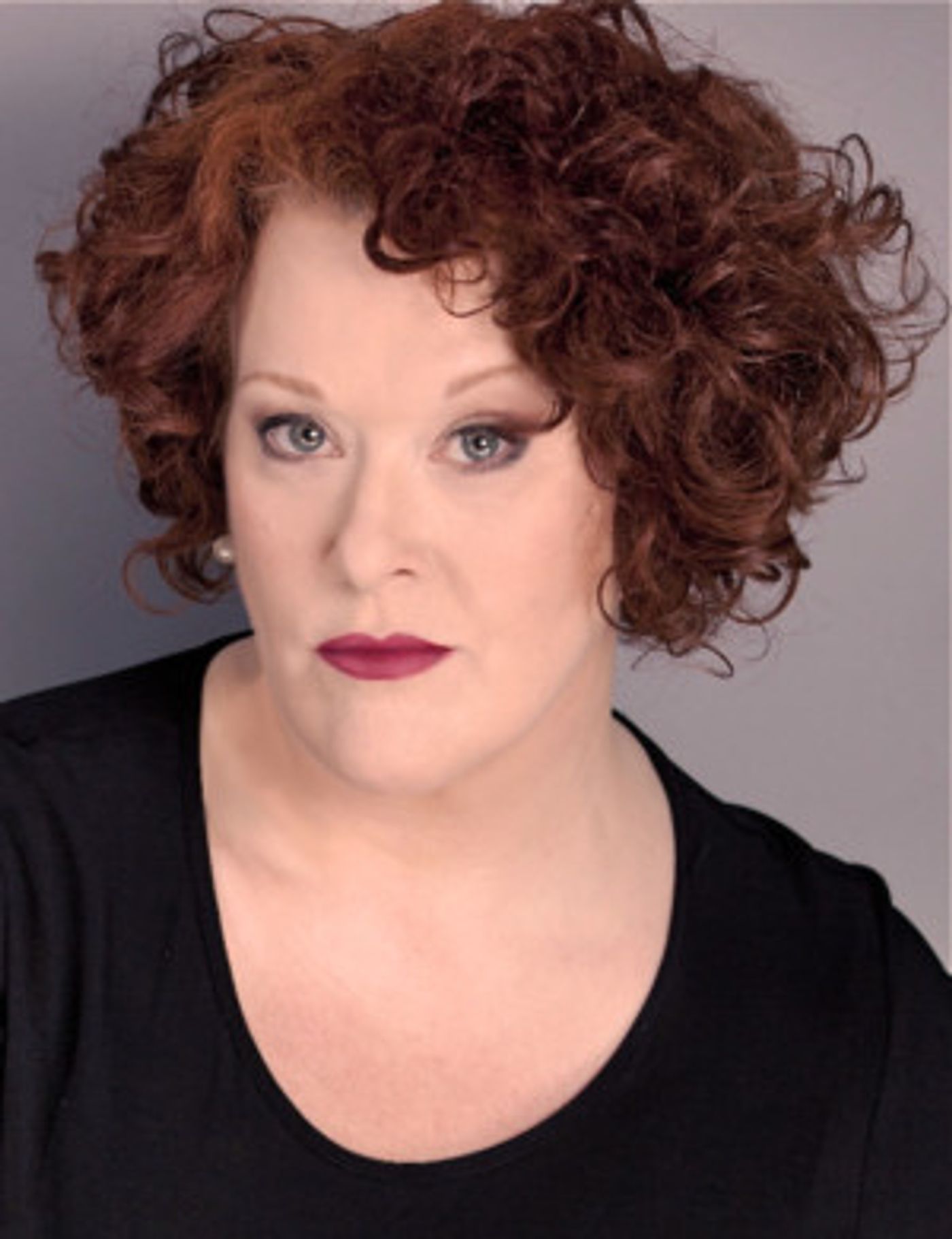 Connecticut Repertory Theatre Opens Season with IMPORTANCE OF BEING EARNEST  Image