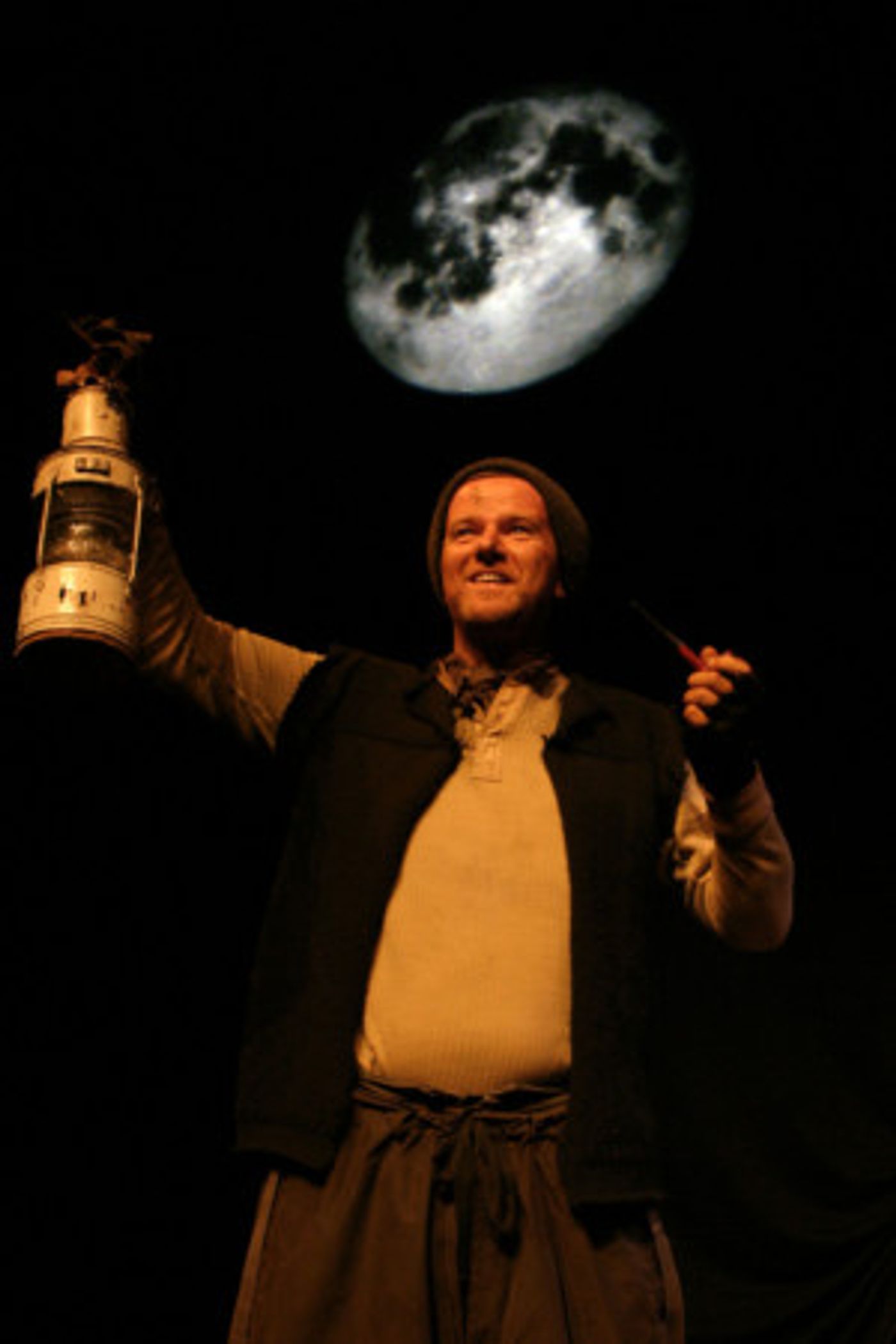 TOM CREAN - ANTARCTIC EXPLORER Returns to the Everyman  Image