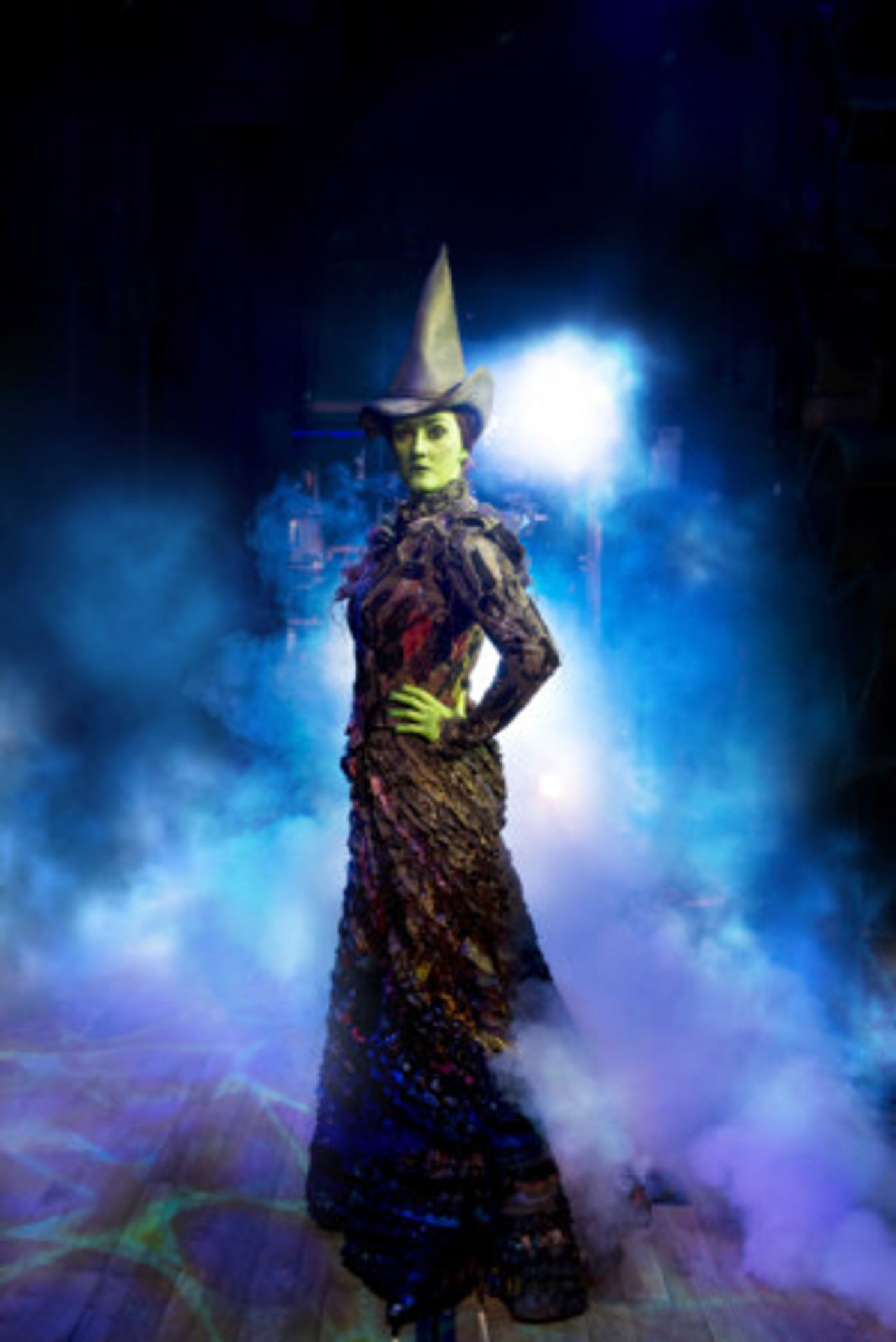 WICKED Extends Booking in the West End Through December 2018  Image