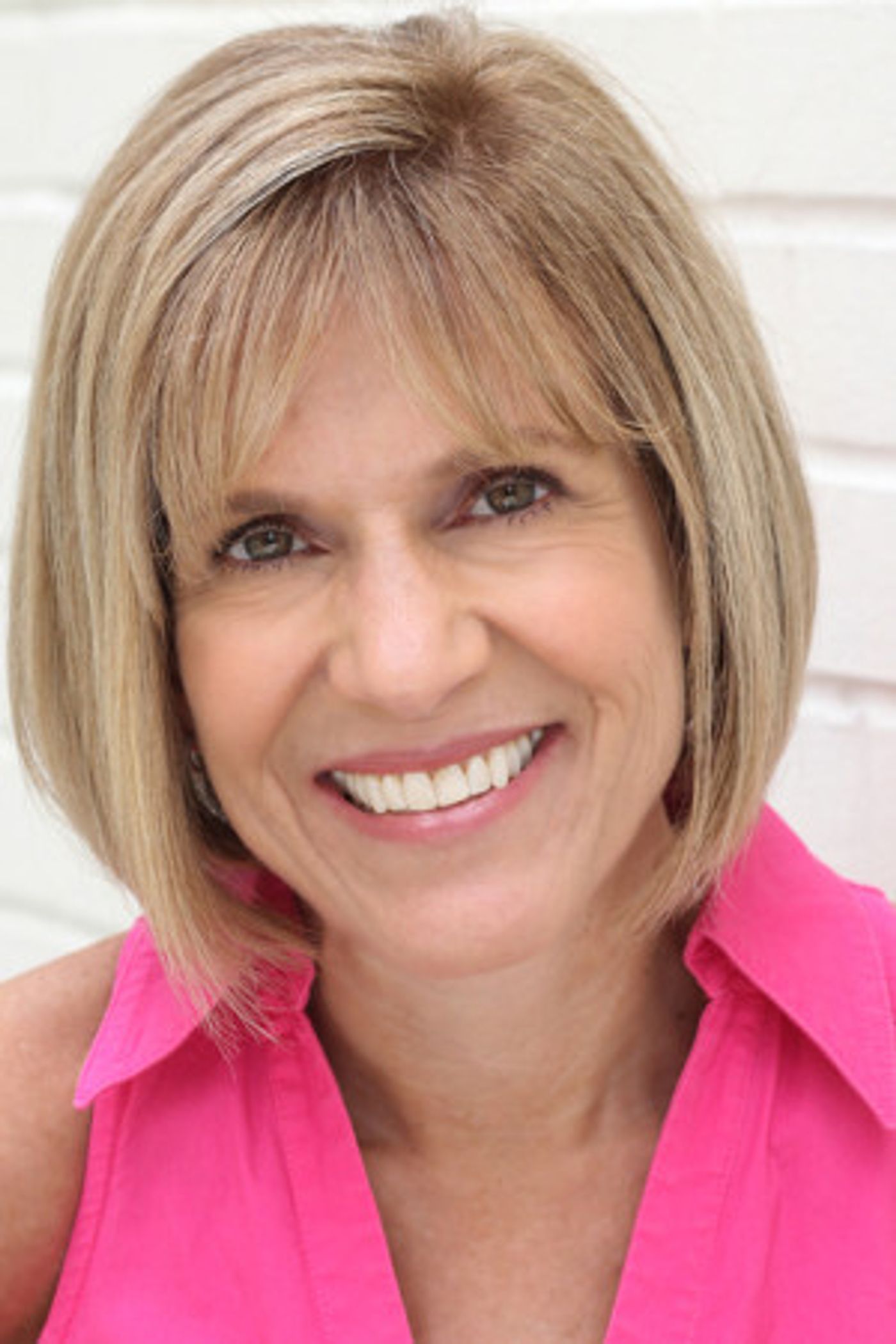 Westchester Broadway Theatre to Hold Celebrity Book Signing Image