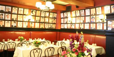 Sardi’s To Close Temporarily As Shubert Organization Acquires Theatre District Landmark Photo