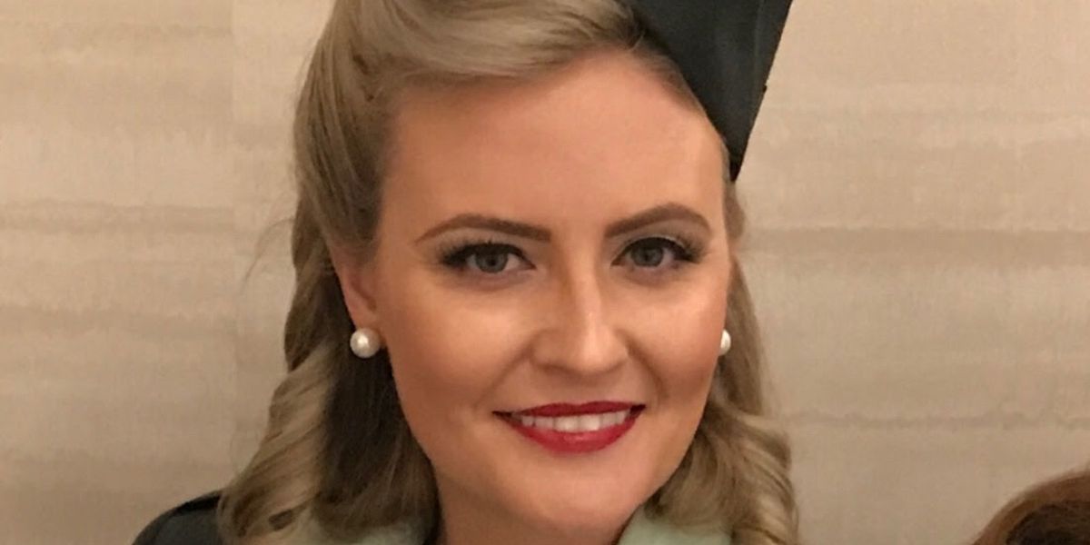 CORI CABLE KIDDER'S HOLIDAY SPECTACULAR. A 1940S CHRISTMAS REVUE Opens November 24 At Sierra Madre Playhouse