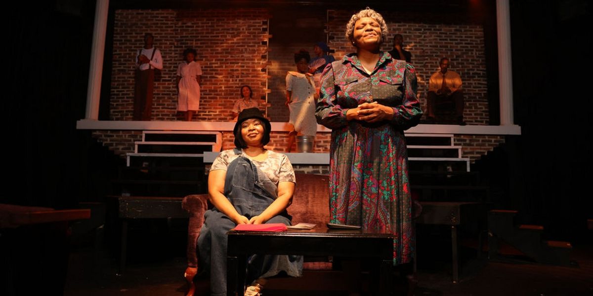 'Heartbreaking, breathtaking and powerful': Kenley Smith's FAN ME WITH A BRICK Provides a Fascinating Portrait of an American Family