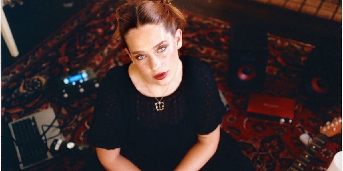  Sophie Cates Releases Sophomore Album SUPERNOVA
