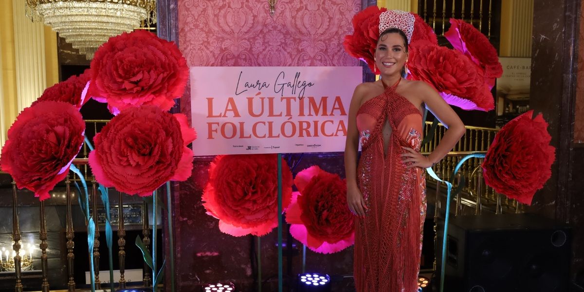 Laura Gallego ha presentado hoy su espectáculo LA ÚLTIMA FOLCLÓRICA