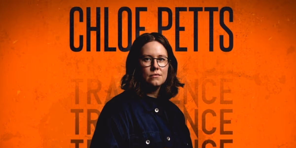 Review: CHLOE PETTS: TRANSIENCE, Pleasance Courtyard