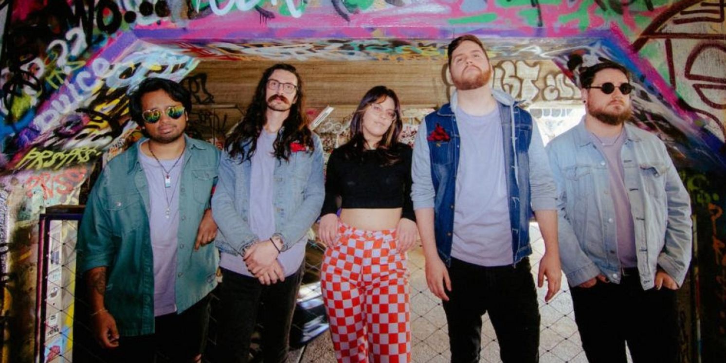 Glimmers Join 'Not To Be Boring' Tour With Rarity And Telltale  Image