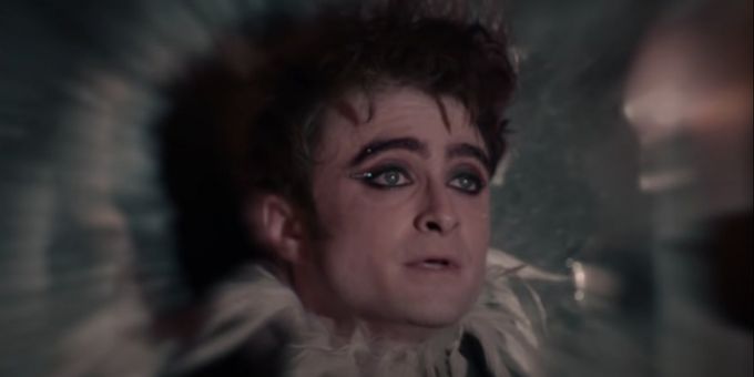 VIDEO: Daniel Radcliffe Performs 'She'll Be Coming Round the Mountain When She Comes' on MIRACLE WORKERS