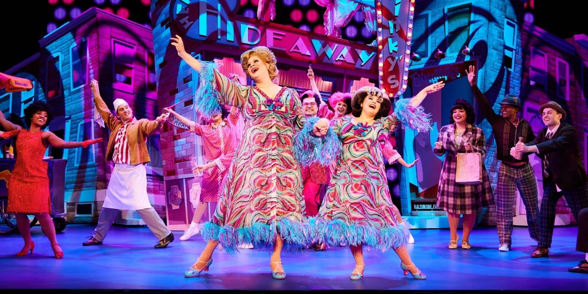 Review: HAIRSPRAY at Paramount Theater