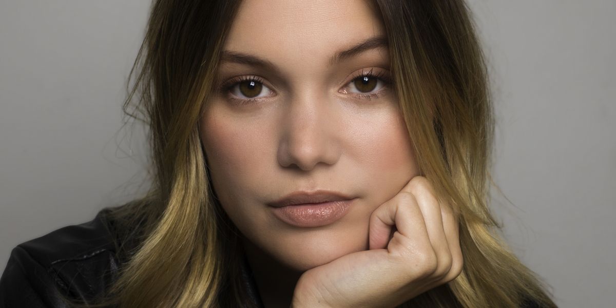 Olivia Holt Will Make Her Broadway Debut in CHICAGO Next Month