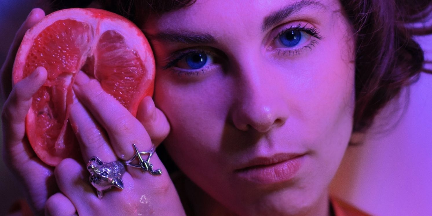 Review: 30 AND OUT, Pleasance, London  Image