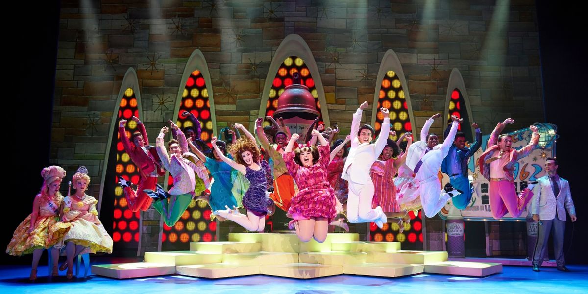 Review: HAIRSPRAY at Bass Concert Hall