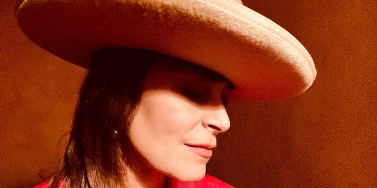 Ane Diaz Shares Blazing New Single 'Carmela'