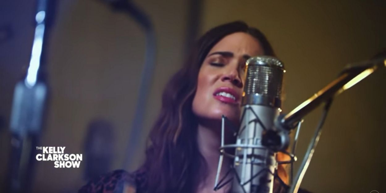 VIDEO: Mandy Moore Performs 'How Could This Be Christmas?' on THE KELLY CLARKSON SHOW Video