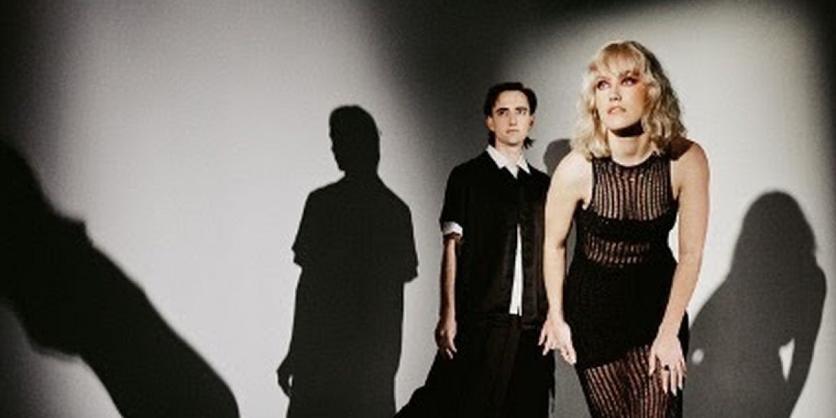 Kiwi Pop Duo Foley Share New Single 'Smooth It Over'