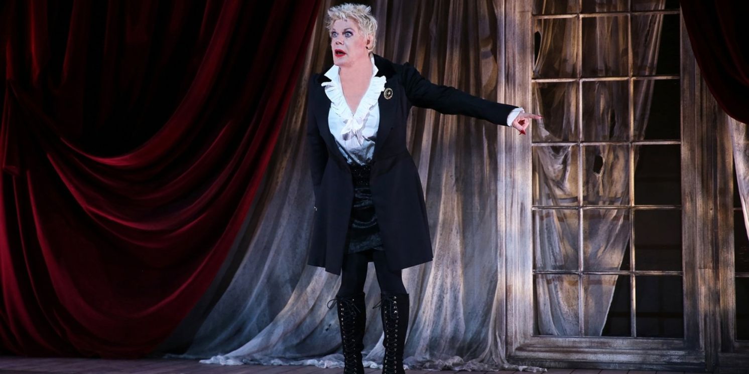 Review: GREAT EXPECTATIONS, Garrick Theatre  Image