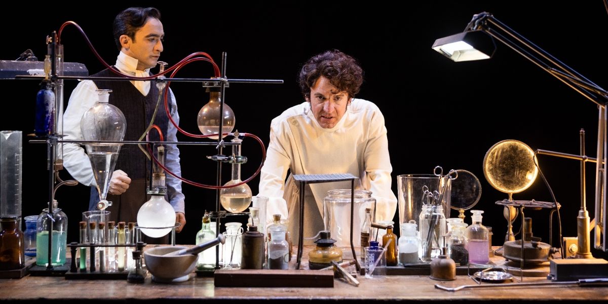 Review: STRANGE CASE OF DR. JEKYLL AND MR. HYDE – ADELAIDE FESTIVAL 2023 at Her Majesty's Theatre, Adelaide Festival Centre