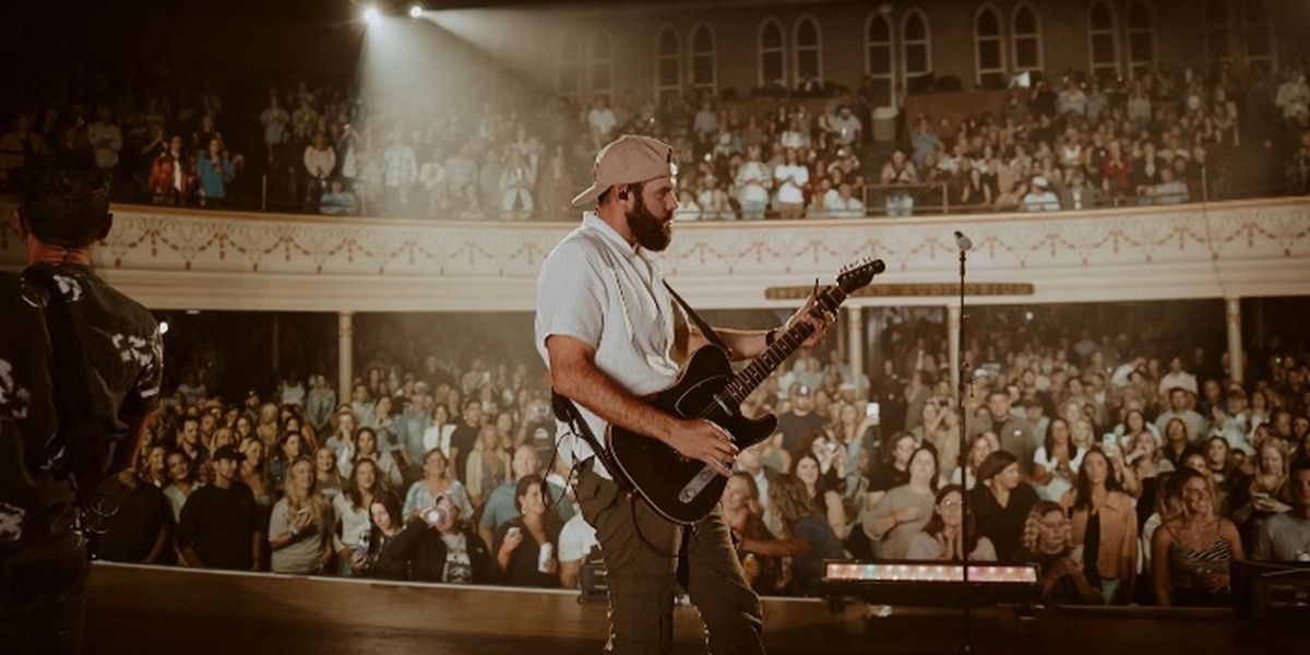 Jordan Davis Wraps Back-To-Back Sold-Out Nights at Nashville's Famed Ryman Auditorium