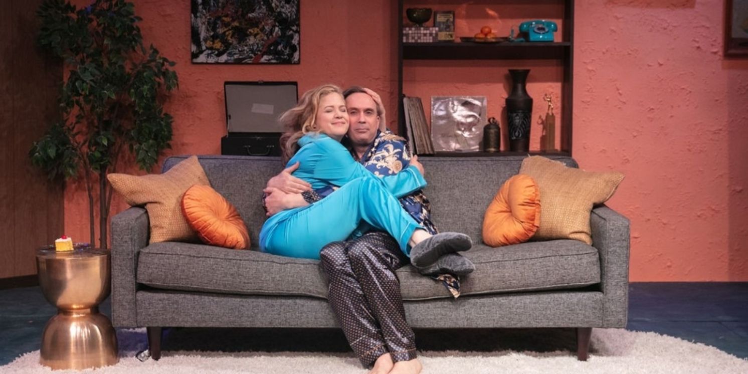 Review: PRIVATE LIVES at Independent Shakespeare  Image