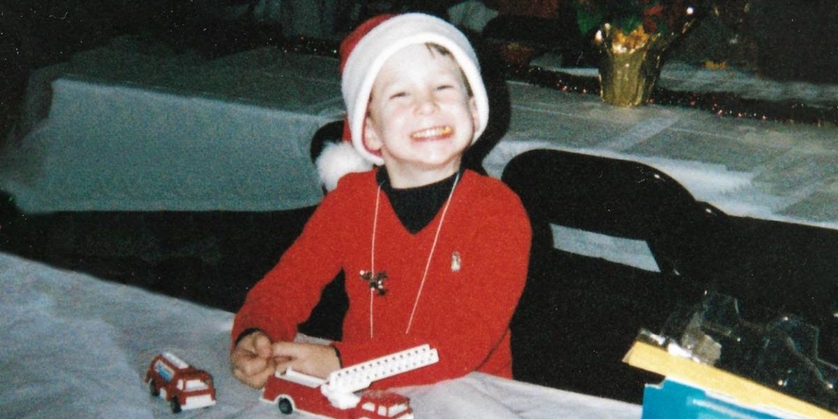 vaultboy Releases New Single 'christmas as a kid'
