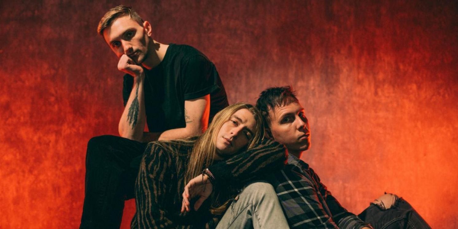 Arrows In Action Share Brand New Single 'Head In The Clouds'  Image