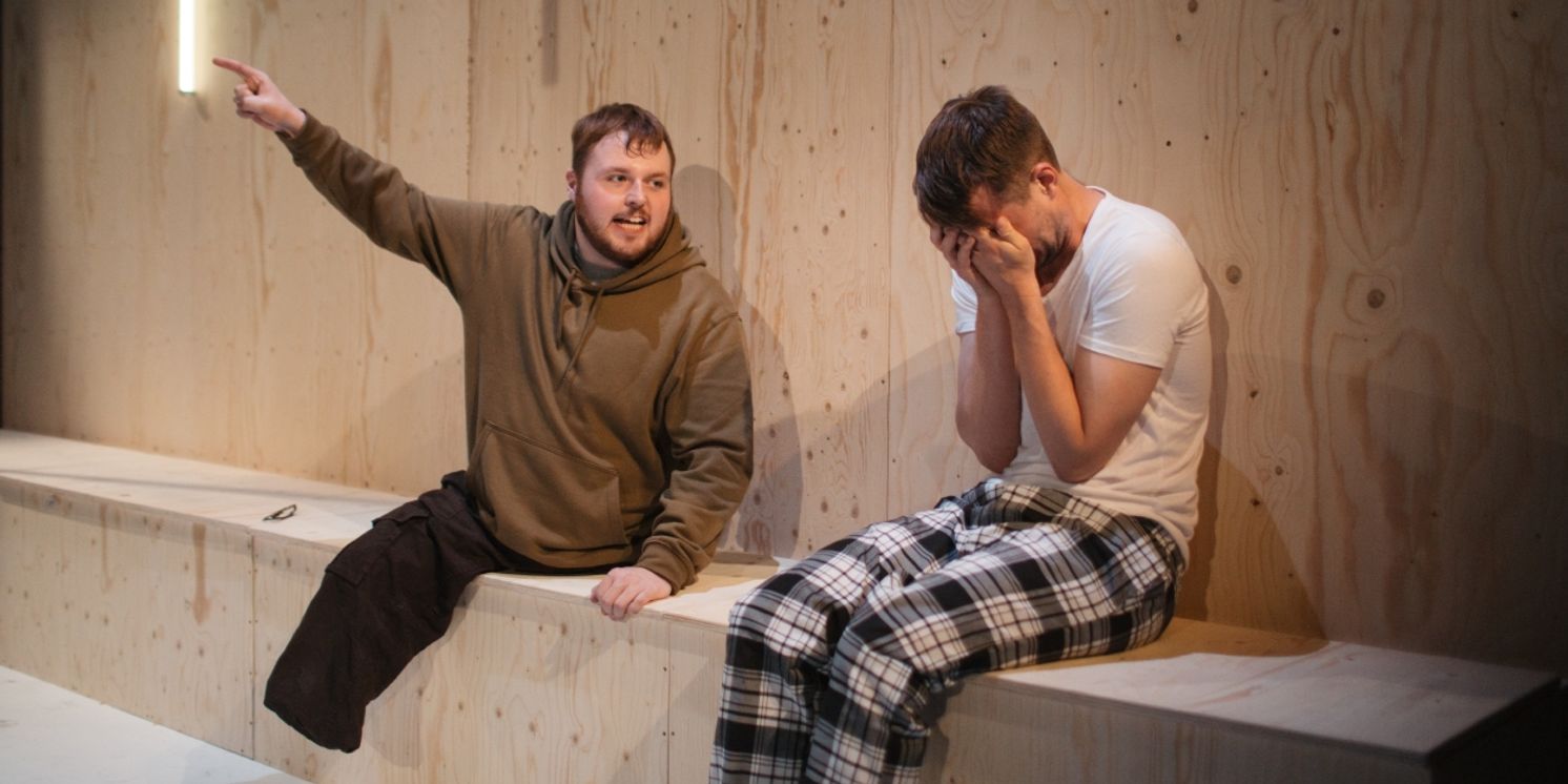 Review: PAPER CUT, Park Theatre  Image