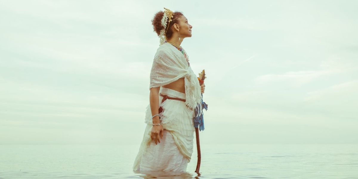 Amai Kuda et Les Bois Share New Album 'EmUrgency!'