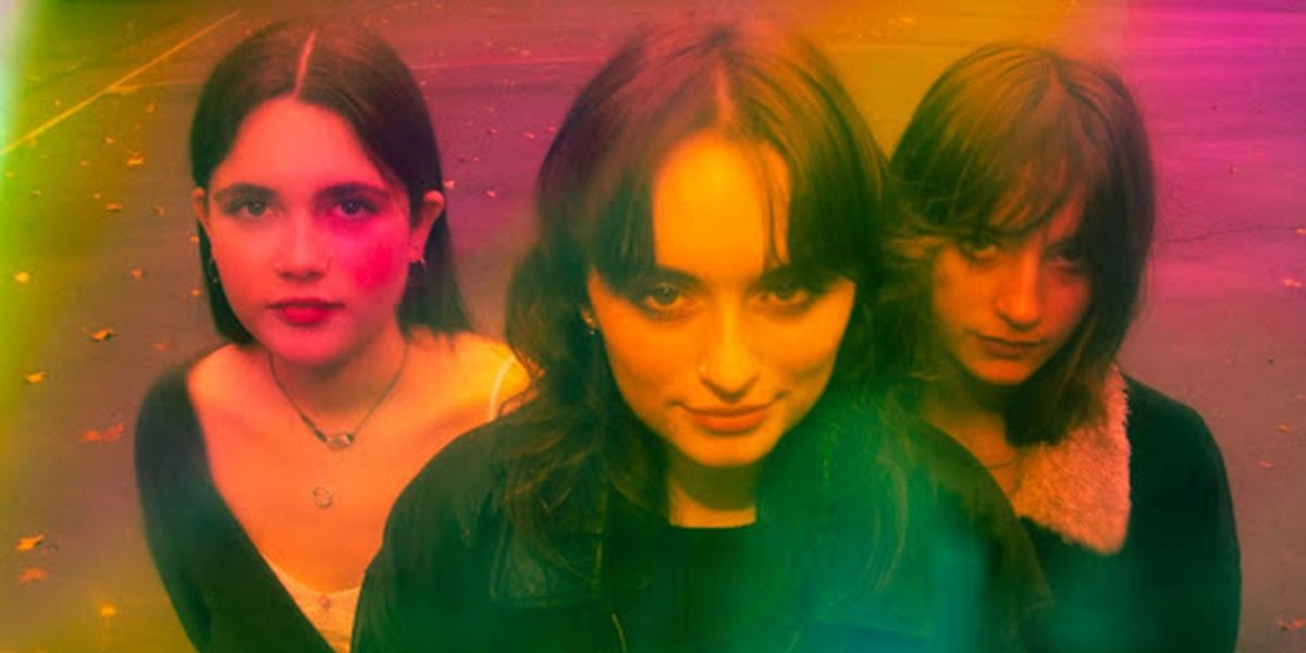 HELLO MARY Share New Single 'Special Treat'