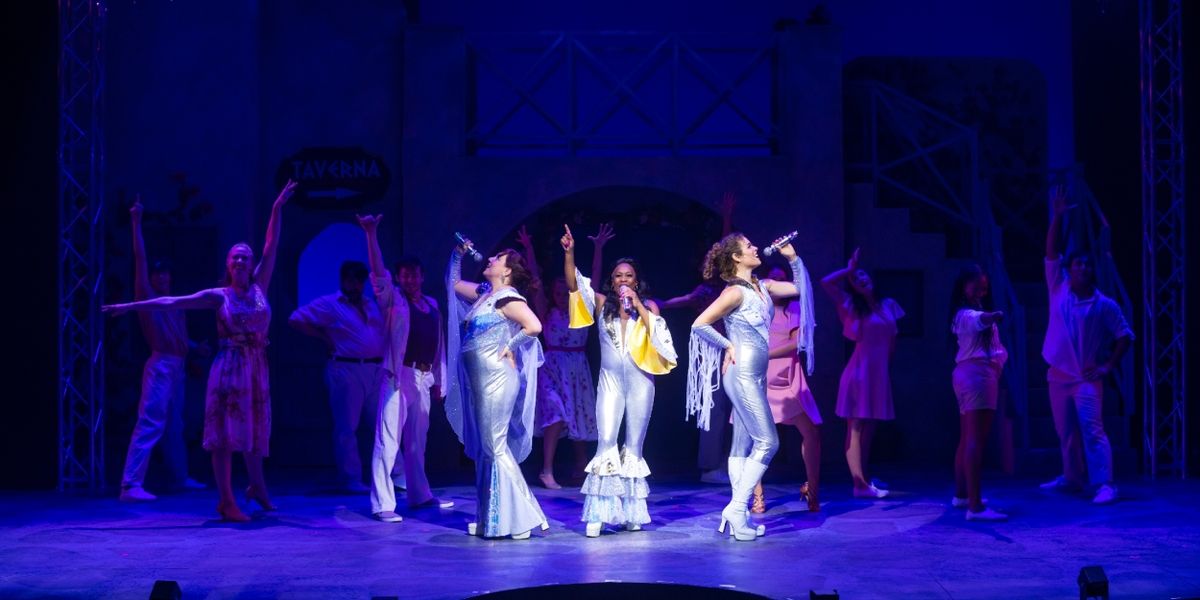 Review: MAMMA MIA! Is A Joy-Fest At SKYLIGHT MUSIC THEATRE